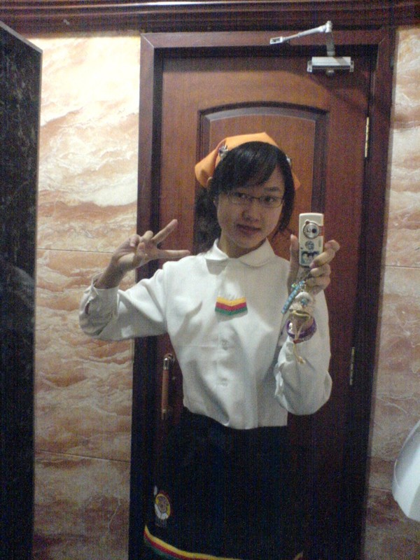 小蜜蜂打工记--我做饭店服务生~ - - 易班 学生互